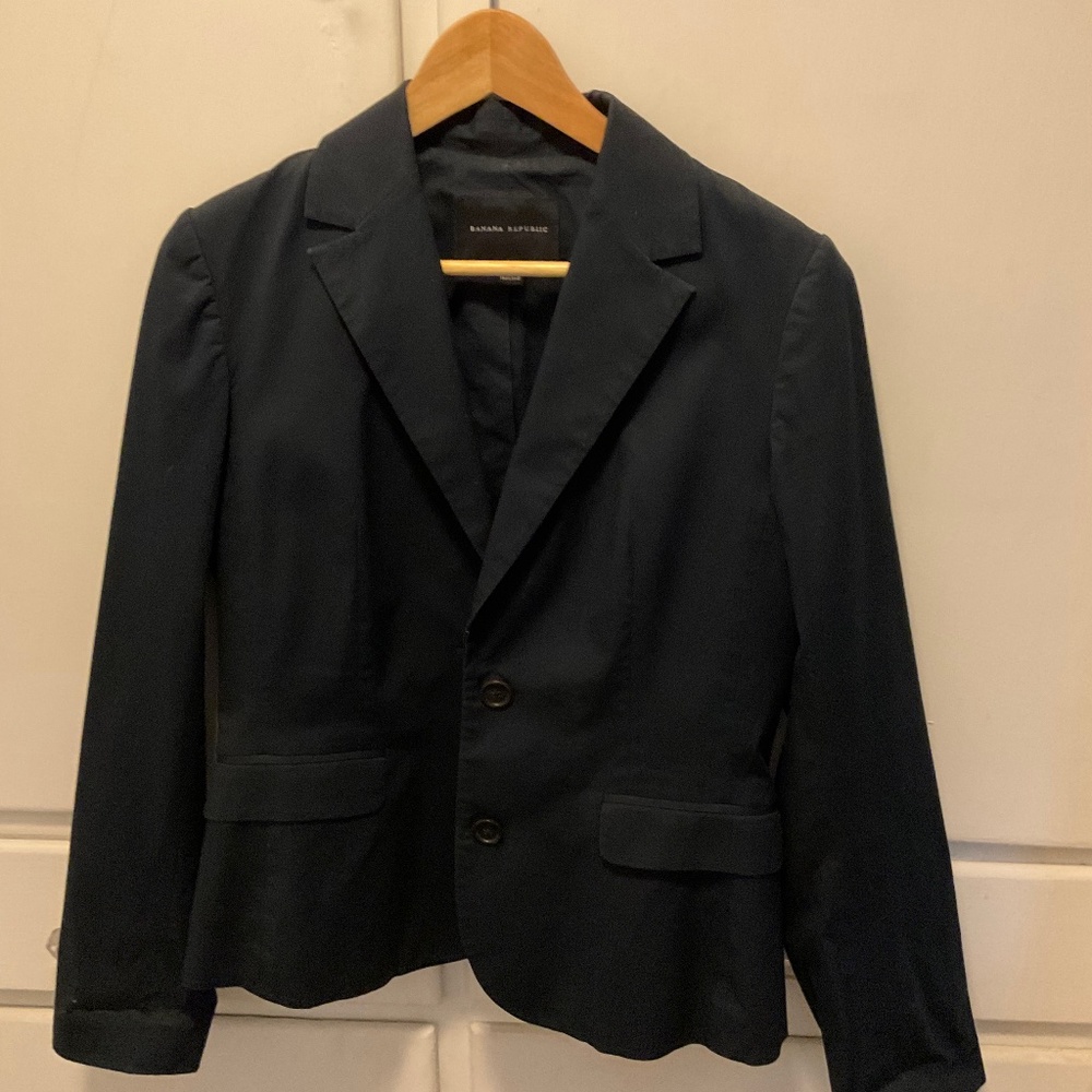 Banana Republic size 10  Navy two button blazer cotton/ spandex blend